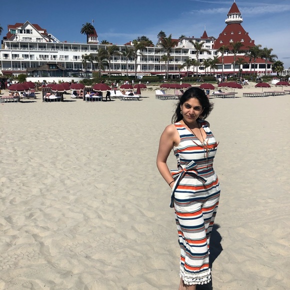 Meet Your Posher! - Picture 5 of 8